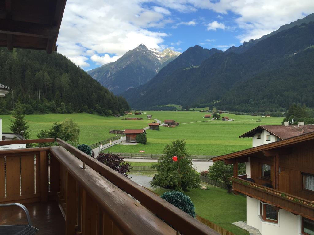 Haus-Nummer 355 Bei Renate & Roland Pfunds Exterior foto